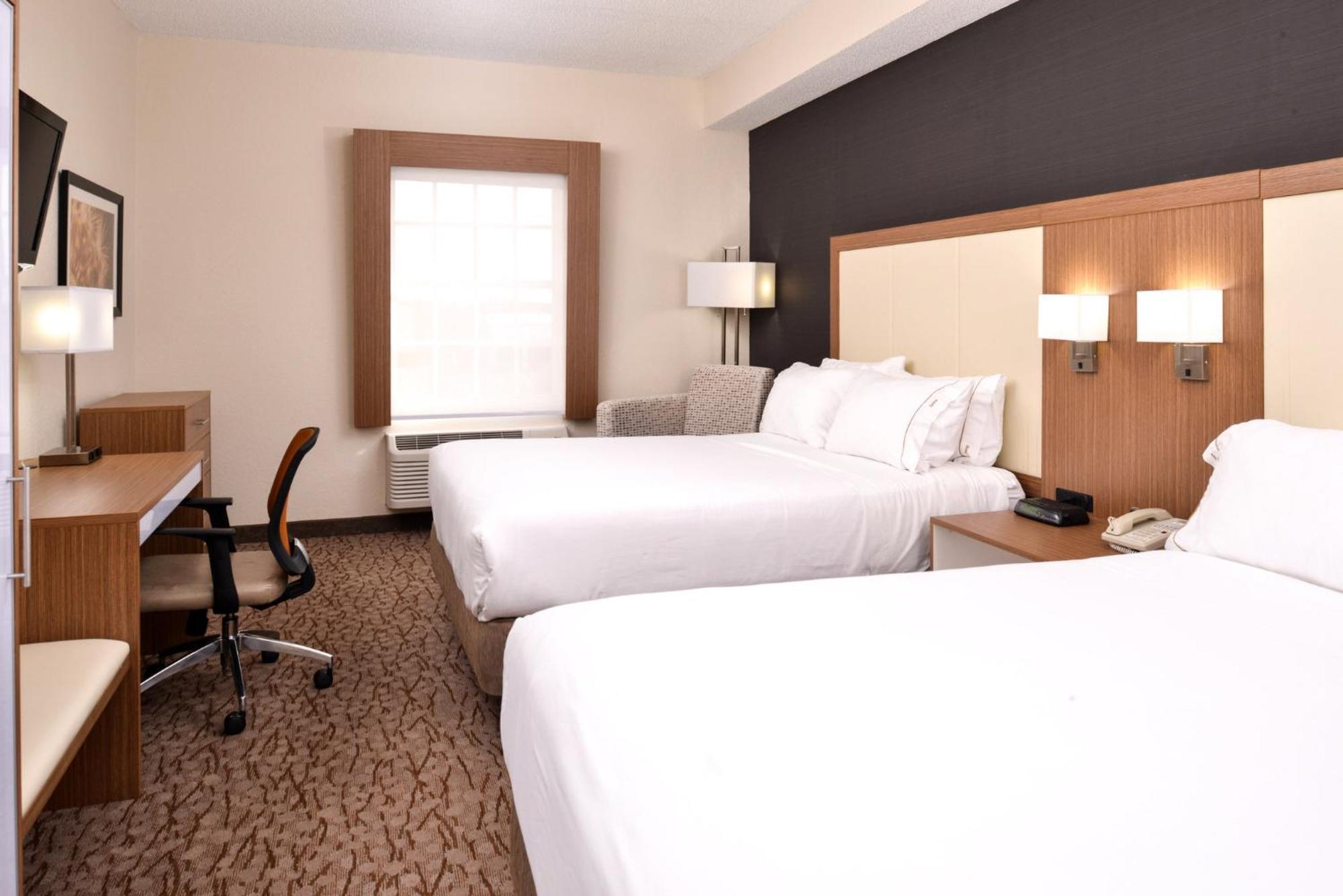 Holiday Inn Express Hotel & Suites Bonita Springs/Naples By Ihg Экстерьер фото